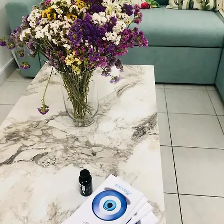 Benaki Balsam * カラマタ